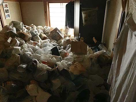 ゴミ屋敷整理_東京都町田市作業前